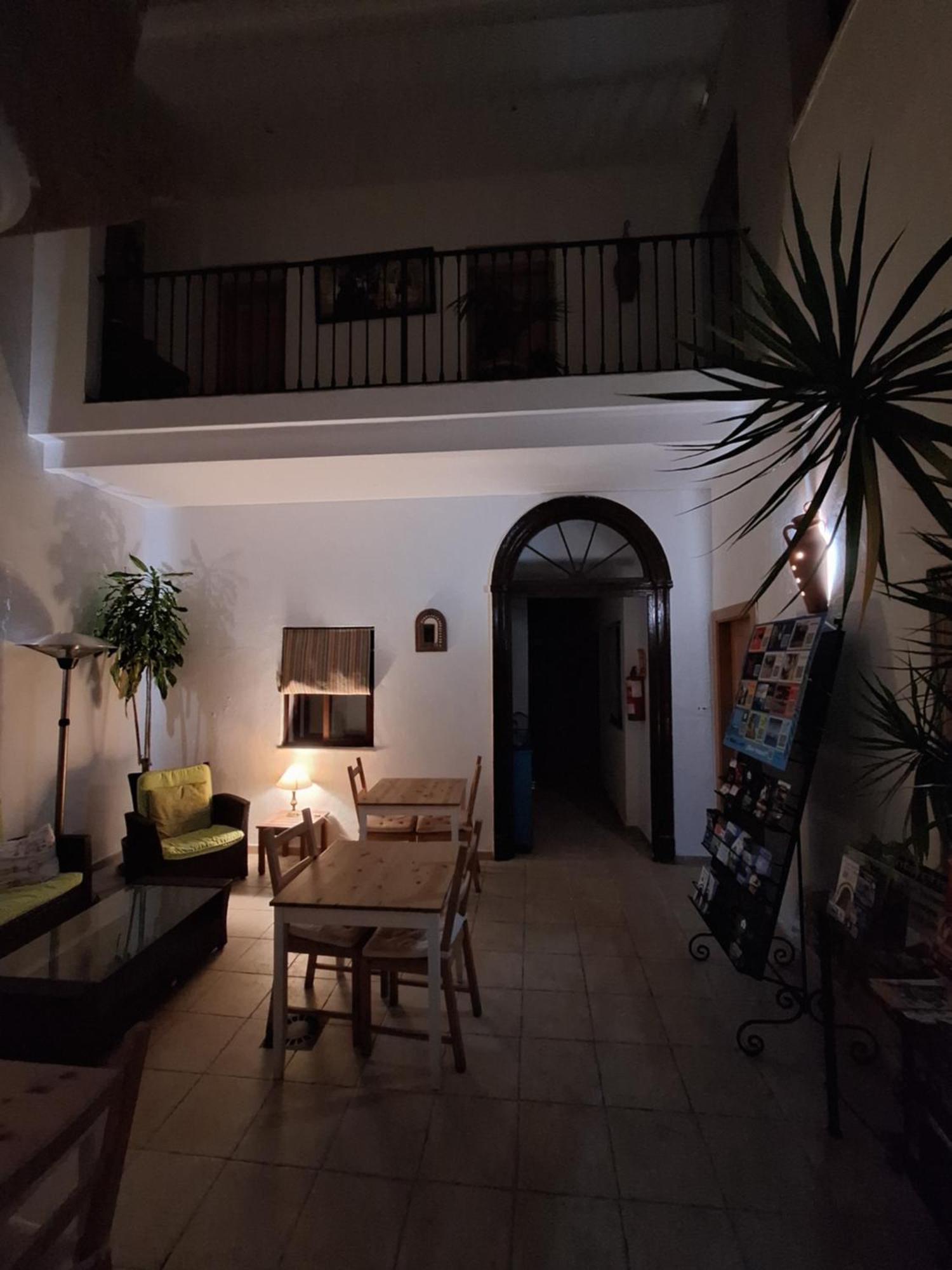Hostal Fenix Jerez de la Frontera Exterior photo